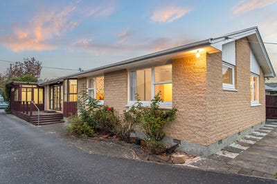 /international/nz/dunster-street-burnside-canterbury-380066097610/