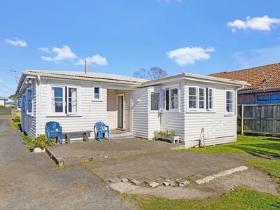 /international/nz/8-york-street-glenholme-rotorua-380066179817/