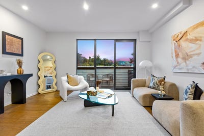 /international/nz/8-meadowbank-road-meadowbank-auckland-city-380066108837/