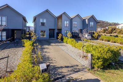 /international/nz/17-mount-nicholas-avenue-wanaka-central-otago-lakes-district-380066167607/