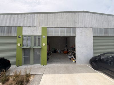 /international/nz/petone-lower-hutt-city-380066145424/