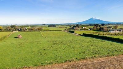 /international/nz/hawera-south-taranaki-380066107899/