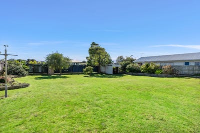 /international/nz/25-bream-bay-drive-ruakaka-whangarei-380066183621/