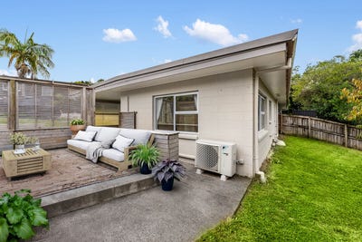 /international/nz/2-flavia-close-torbay-north-shore-city-380066098789/