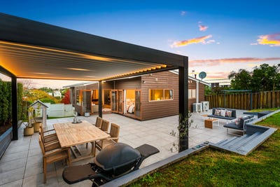 /international/nz/30-meadowvale-avenue-forrest-hill-north-shore-city-380066107306/