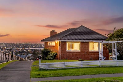 /international/nz/68-bleakhouse-road-bucklands-beach-manukau-city-380066177399/
