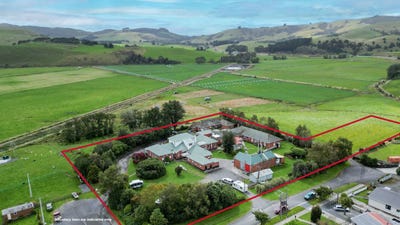 /international/nz/8-clark-street-owaka-clutha-380066149926/