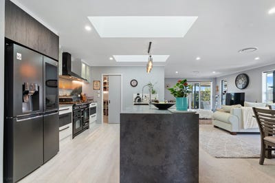 /international/nz/14-deans-place-amberley-hurunui-380066122156/