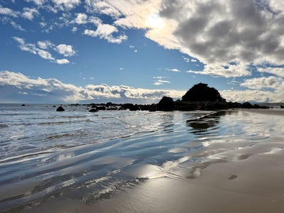 /international/nz/23-tamatea-street-orepuki-southland-380066119421/