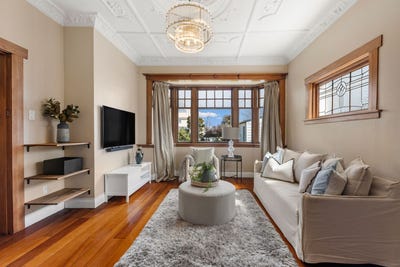 /international/nz/puriri-street-miramar-wellington-city-380066114865/