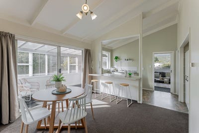 /international/nz/15-arawhata-road-paraparaumu-kapiti-coast-380066110137/