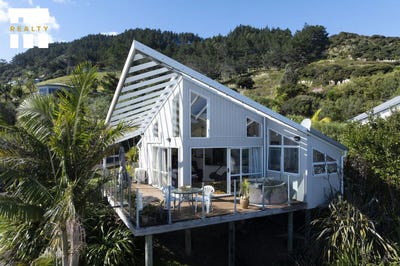/international/nz/47c-reef-view-road-ahipara-far-north-380066119254/