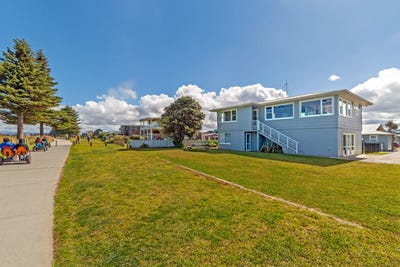/international/nz/8-salisbury-road-awapuni-gisborne-380066090341/