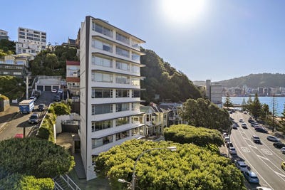/international/nz/202-oriental-parade-oriental-bay-wellington-city-380066101052/