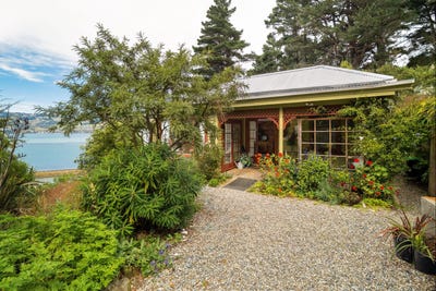 /international/nz/saint-leonards-hastings-380066121882/