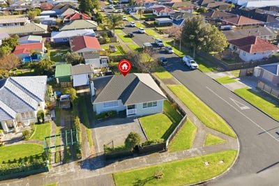 /international/nz/13-mansels-road-greerton-tauranga-380066112216/