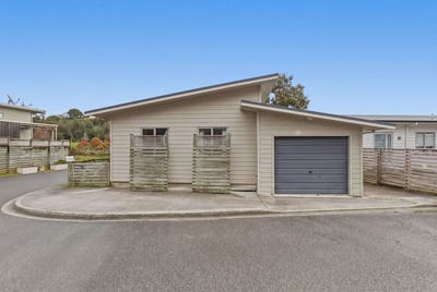 /international/nz/125-watling-street-gate-pa-tauranga-380066101263/
