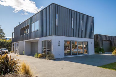 /international/nz/8-silverstone-drive-cromwell-central-otago-lakes-district-380066118648/
