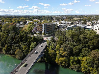 /international/nz/hamilton-east-hamilton-city-380066177863/
