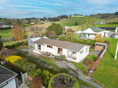 /international/nz/lawrence-clutha-380066092756/