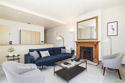 /international/nz/majoribanks-street-mount-victoria-wellington-380066113289/