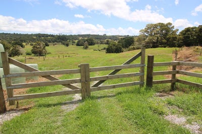 /international/nz/818b-waimate-north-road-kerikeri-far-north-380066080545/