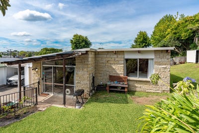 /international/nz/dinsdale-waikato-380066105795/