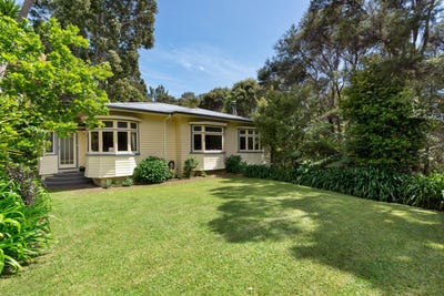 /international/nz/77-carter-road-oratia-waitakere-city-380066082690/