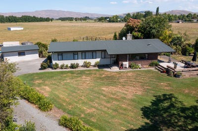 /international/nz/105-paki-paki-road-longlands-hastings-380066081021/