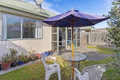 /international/nz/blenheim-central-marlborough-380066107807/