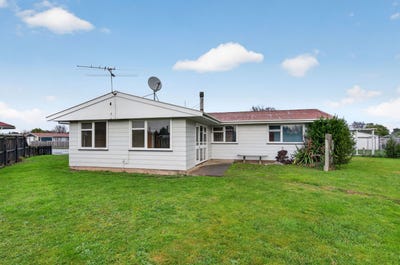 /international/nz/tasman-crescent-carterton-carterton-380066095858/