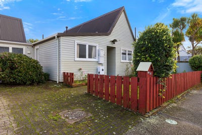 /international/nz/61-richmond-street-petone-lower-hutt-city-380066105916/