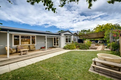 /international/nz/havelock-north-hastings-380066141869/