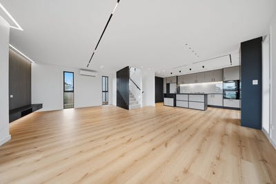 /international/nz/milford-north-shore-city-380066110265/