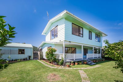 /international/nz/waikanae-kapiti-coast-380066121608/