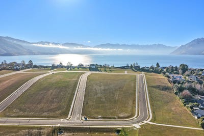 /international/nz/lake-hawea-wanaka-380066179912/