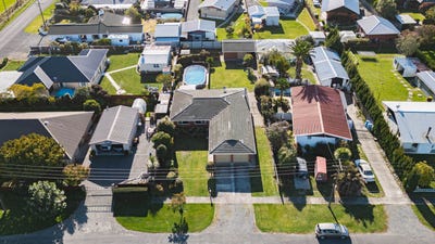 /international/nz/robinson-street-grovetown-marlborough-380066114839/
