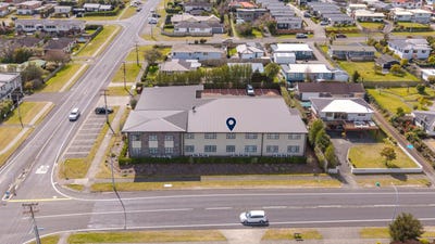 /international/nz/taupo-central-north-island-380066115260/