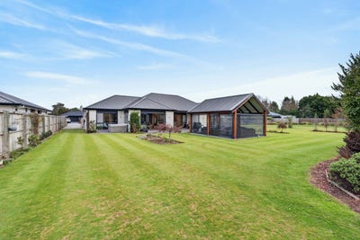 /international/nz/62-graeme-foote-street-darfield-selwyn-380066095637/