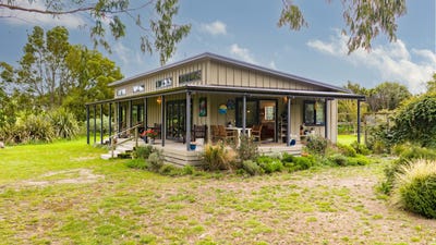 /international/nz/waipukurau-and-surrounds-central-hawkes-bay-380066080144/