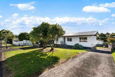 /international/nz/102-borich-road-sunnyvale-waitakere-city-380066116579/
