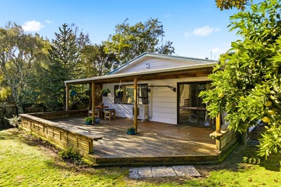 /international/nz/102-taupahi-road-turangi-taupo-380066122917/
