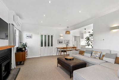 /international/nz/51-jackson-street-island-bay-wellington-city-380066111229/