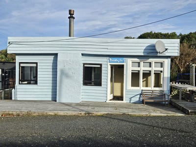 /international/nz/7-kowhai-street-kaka-point-clutha-380066095163/