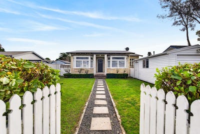 /international/nz/1016-waipuna-street-mahora-hastings-380066168496/