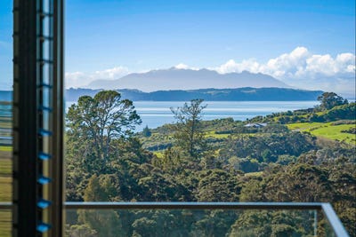 /international/nz/29-martins-bay-road-mahurangi-east-rodney-380066172241/