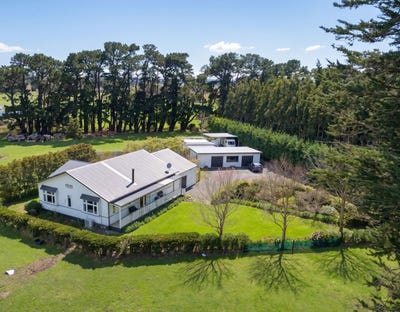/international/nz/73-waite-street-featherston-south-wairarapa-380066169382/