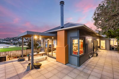 /international/nz/131-overtoun-terrace-hataitai-wellington-city-380066092105/