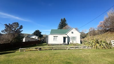 /international/nz/3-waitipapa-road-hunterville-rangitikei-380066167711/