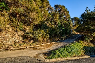 /international/nz/132-manuka-street-stokes-valley-lower-hutt-city-380066175543/